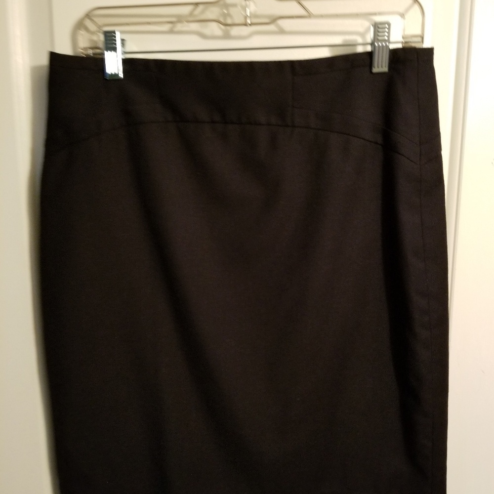 Black pencil skirt - suiting separates